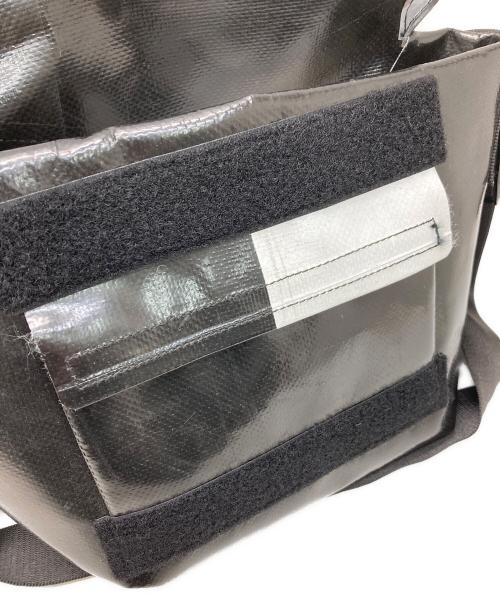 FREITAG（フライターグ）FREITAG (フライターグ) ミニメッセンジャーバッグ ブラック×オレンジの古着・服飾アイテム