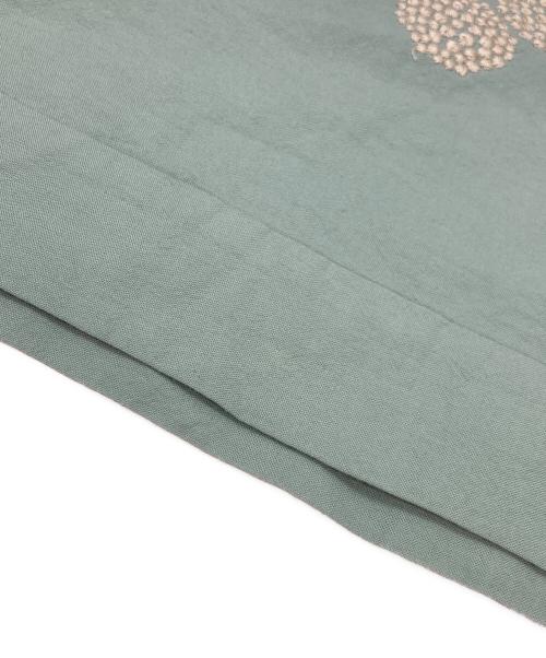 mina perhonen（ミナ ペルホネン）mina perhonen (ミナ ペルホネン) 刺繍ブラウス ブルー サイズ:36の古着・服飾アイテム