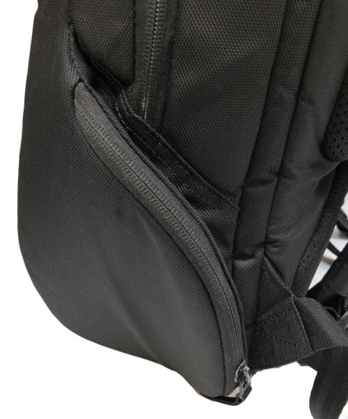 Incase（インケース）Incase (インケース) ICON Slim Backpack ブラックの古着・服飾アイテム