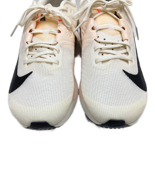 NIKE（ナイキ）NIKE (ナイキ) AIR ZOOM RIVAL FLY 4 ホワイト サイズ:27.5の古着・服飾アイテム