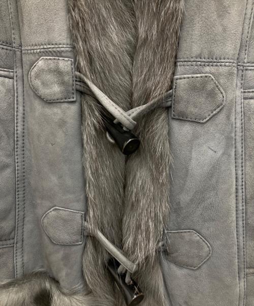 GRACE CONTINENTAL（（グレースコンチネンタル）GRACE CONTINENTAL (（グレースコンチネンタル) ムートンフォックスファーコート グレー サイズ:36の古着・服飾アイテム