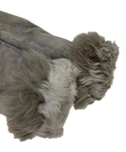 GRACE CONTINENTAL（（グレースコンチネンタル）GRACE CONTINENTAL (（グレースコンチネンタル) ムートンフォックスファーコート グレー サイズ:36の古着・服飾アイテム