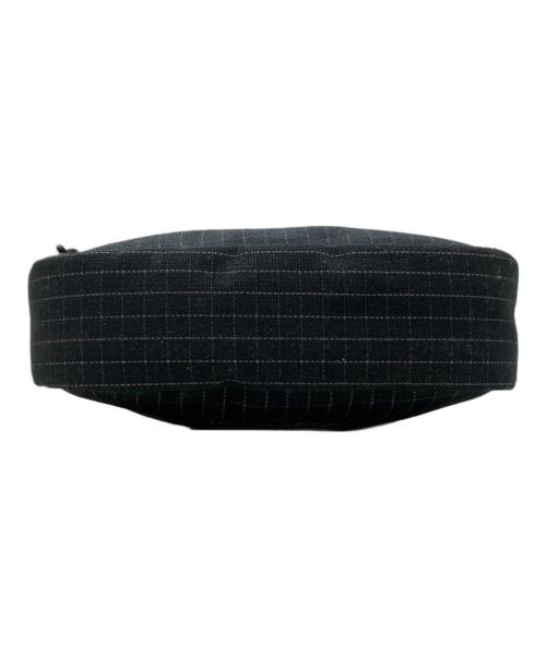 SUPREME（シュプリーム）SUPREME (シュプリーム) Shoulder Bag ブラックの古着・服飾アイテム