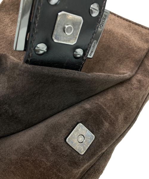 FENDI（フェンディ）FENDI (フェンディ) スウェードショルダーバッグ ブラウンの古着・服飾アイテム