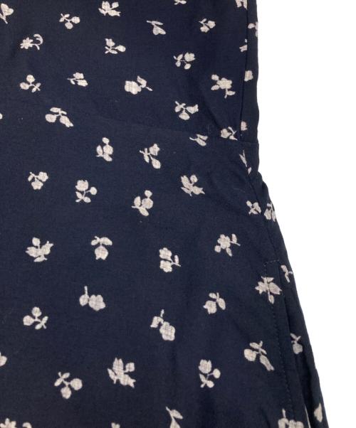 COMME des GARCONS COMME des GARCONS（コムデギャルソン コムデギャルソン）COMME des GARCONS COMME des GARCONS (コムデギャルソン コムデギャルソン) 丸襟総柄レーヨンワンピース ネイビー サイズ:XSの古着・服飾アイテム