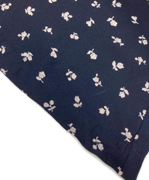 COMME des GARCONS COMME des GARCONS（コムデギャルソン コムデギャルソン）COMME des GARCONS COMME des GARCONS (コムデギャルソン コムデギャルソン) 丸襟総柄レーヨンワンピース ネイビー サイズ:XSの古着・服飾アイテム