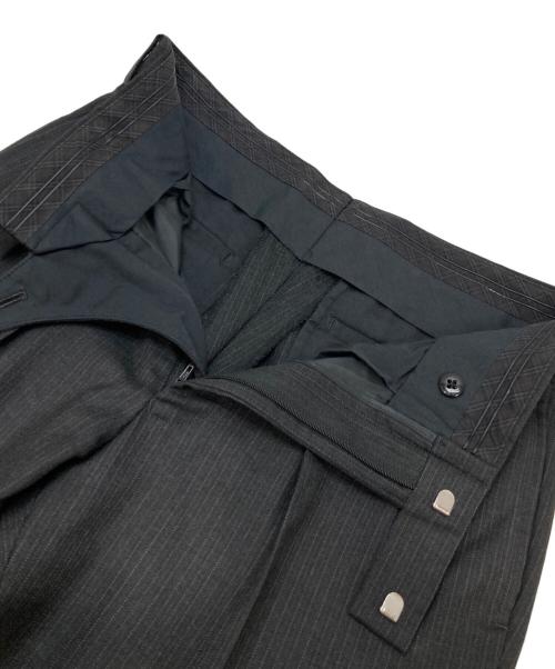 BURBERRY LONDON（バーバリーロンドン）BURBERRY LONDON (バーバリーロンドン) セットアップスーツ チャコールグレー サイズ:36Rの古着・服飾アイテム