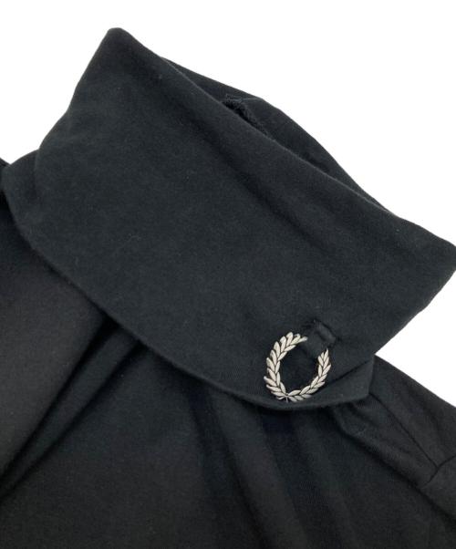RAF SIMONS（ラフシモンズ）RAF SIMONS (ラフシモンズ) FRED PERRY (フレッドペリー) Laurel Wreath Detail Roll Neck Shirt ブラック サイズ:Sの古着・服飾アイテム