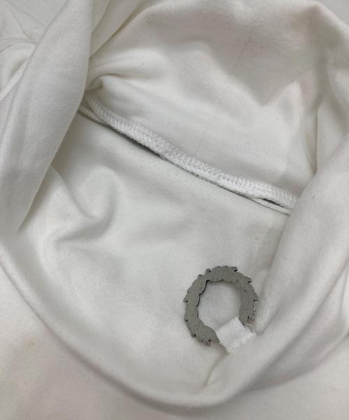 FRED PERRY（フレッドペリー）FRED PERRY (フレッドペリー) RAF SIMONS (ラフシモンズ) Laurel Wreath Detail Roll Neck Shirt ホワイト サイズ:Sの古着・服飾アイテム