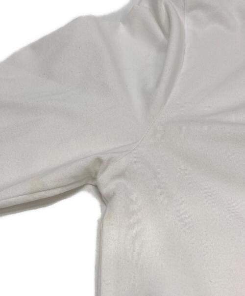 FRED PERRY（フレッドペリー）FRED PERRY (フレッドペリー) RAF SIMONS (ラフシモンズ) Laurel Wreath Detail Roll Neck Shirt ホワイト サイズ:Sの古着・服飾アイテム