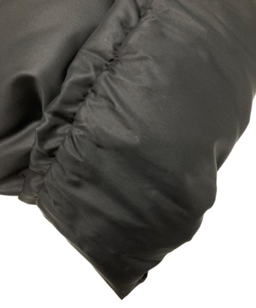 DUVETICA（デュベティカ）DUVETICA (デュベティカ) ファー付ダウンジャケット ブラック サイズ:40の古着・服飾アイテム