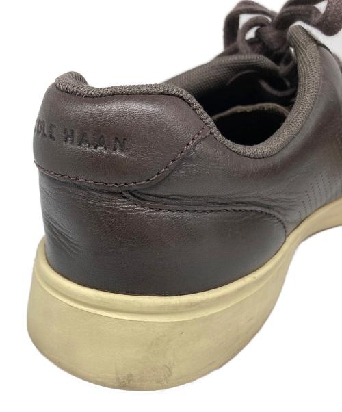 COLE HAAN（コールハーン）COLE HAAN (コールハーン) グランド クロスコート モダン パーフォレーション スニーカー ブラウン サイズ:9Mの古着・服飾アイテム