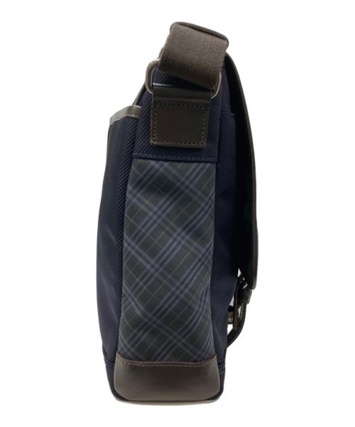 BURBERRY BLACK LABEL（バーバリーブラックレーベル）BURBERRY BLACK LABEL (バーバリーブラックレーベル) クロスボディ メッセンジャーバッグ ネイビーの古着・服飾アイテム