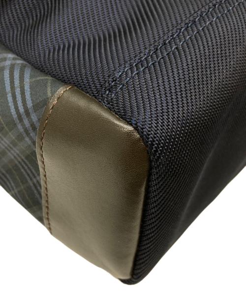 BURBERRY BLACK LABEL（バーバリーブラックレーベル）BURBERRY BLACK LABEL (バーバリーブラックレーベル) クロスボディ メッセンジャーバッグ ネイビーの古着・服飾アイテム