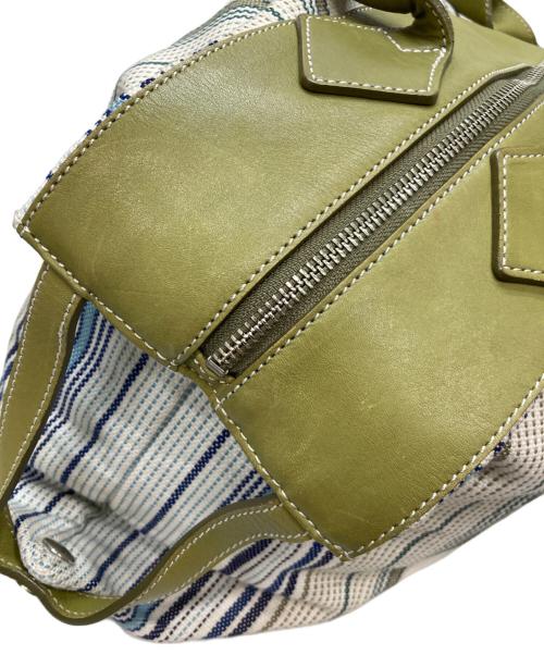 Vivienne Westwood（ヴィヴィアンウエストウッド）Vivienne Westwood (ヴィヴィアンウエストウッド) ハンドバッグ アイボリー×グリーンの古着・服飾アイテム