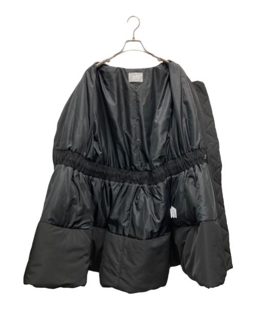 J1U by LA BELLE ETUDE（ジユウバイラベルエチュード）J1U by LA BELLE ETUDE (ジユウバイラベルエチュード) パッファーボリュームAラインミドルコート ブラック サイズ:FREEの古着・服飾アイテム