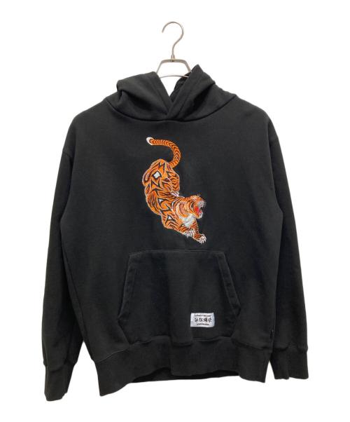 OGSH9（ジョーモンタナ）OGSH9 (ジョーモンタナ) 虎刺繍パーカー ブラック サイズ:XLの古着・服飾アイテム