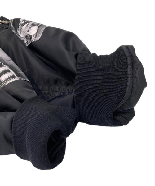 TAKAHIROMIYASHITA TheSoloIst.（タカヒロミヤシタ ザソロイスト）TAKAHIROMIYASHITA TheSoloIst. (タカヒロミヤシタ ザソロイスト) フォトコラージュオーバサイズドボマーブルゾン ブラック サイズ:48の古着・服飾アイテム