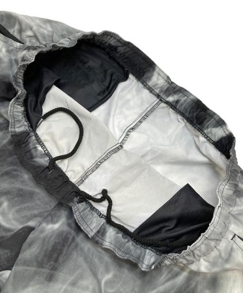 BUDSPOOL（バッズプール）BUDSPOOL (バッズプール) SMOKE CLASSIC LOGO SHORTS グレー サイズ:XXLの古着・服飾アイテム