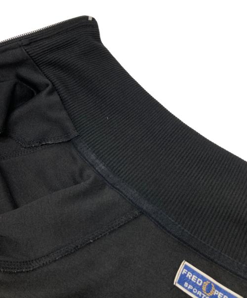 FRED PERRY（フレッドペリー）FRED PERRY (フレッドペリー) 月桂樹ロゴトラックジャケット ブラック サイズ:Lの古着・服飾アイテム