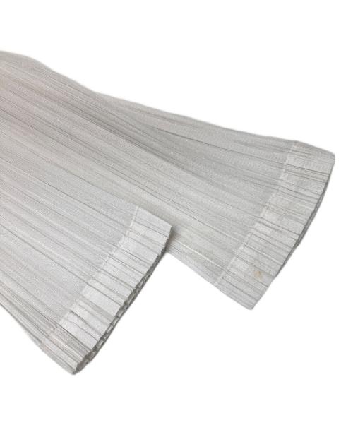 PLEATS PLEASE（プリーツプリーズ）PLEATS PLEASE (プリーツプリーズ) ドレープカラーボタンレスプリーツジャケット ホワイト サイズ:3の古着・服飾アイテム