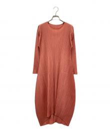 PLEATS PLEASE（プリーツプリーズ）の古着「MONTHLY」｜コーラルピンク