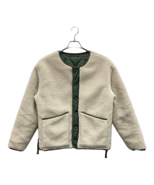 TAION（タイオン）TAION (タイオン) ミリタリー リバーシブル クルーネック ダウンジャケット ベージュ×グリーン サイズ:ASIA Sの古着・服飾アイテム