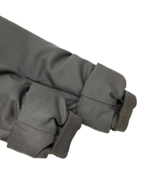 23区（ニジュウサンク）23区 (ニジュウサンク) ノーカラーダウンジャケット グレー サイズ:36の古着・服飾アイテム