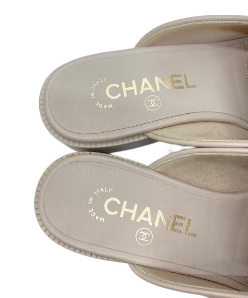 CHANEL（シャネル）CHANEL (シャネル) マトラッセ ミュール サンダル ベージュ サイズ:35 1/2Cの古着・服飾アイテム