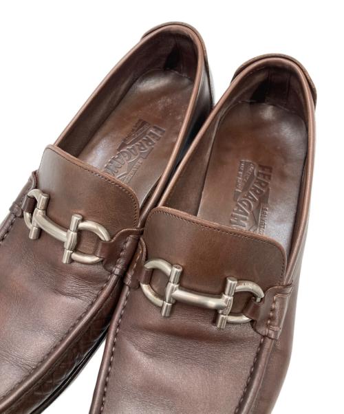 Salvatore Ferragamo（サルヴァトーレ フェラガモ）Salvatore Ferragamo (サルヴァトーレ フェラガモ) ガンチーニローファー ブラウン サイズ:8の古着・服飾アイテム
