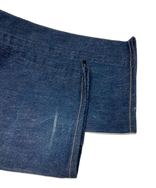 TENDERLOIN（テンダーロイン）TENDERLOIN (テンダーロイン) ボタンフライシンチバックデニムパンツ インディゴ サイズ:30の古着・服飾アイテム