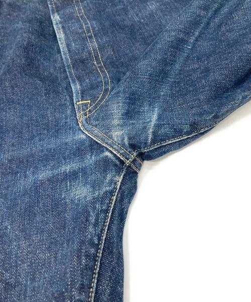 TENDERLOIN（テンダーロイン）TENDERLOIN (テンダーロイン) ボタンフライシンチバックデニムパンツ インディゴ サイズ:30の古着・服飾アイテム