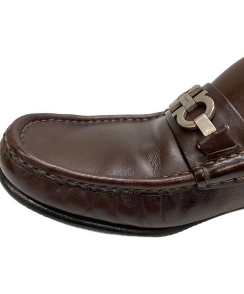 Salvatore Ferragamo（サルヴァトーレ フェラガモ）Salvatore Ferragamo (サルヴァトーレ フェラガモ) ガンチーニローファー ブラウン サイズ:8EEの古着・服飾アイテム