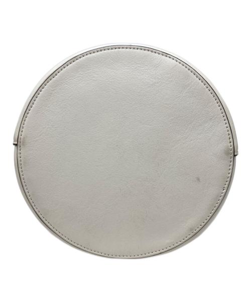 J&M DAVIDSON（ジェイ＆エム デヴィッドソン）J&M DAVIDSON (ジェイ＆エム デヴィッドソン) ミニデイジー スタッズ ハンドバッグ ホワイトの古着・服飾アイテム