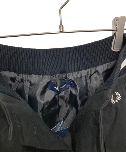 FRED PERRY（フレッドペリー）FRED PERRY (フレッドペリー) スカート ブラック サイズ:10の古着・服飾アイテム