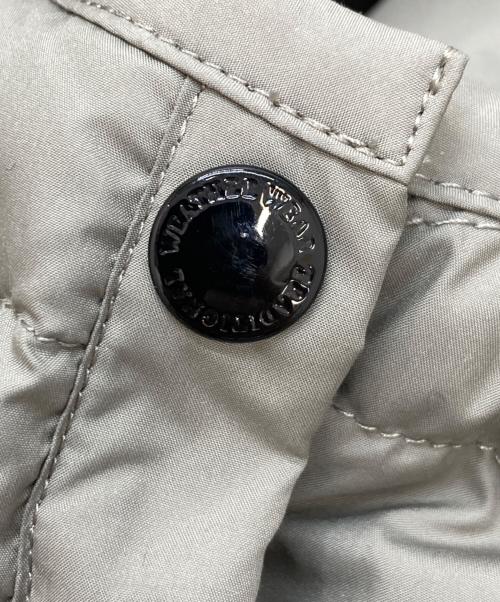 Traditional Weatherwear（トラディショナルウェザーウェア）Traditional Weatherwear (トラディショナルウェザーウェア) クリー ロング カラーレス キルティングコート グレー サイズ:34の古着・服飾アイテム