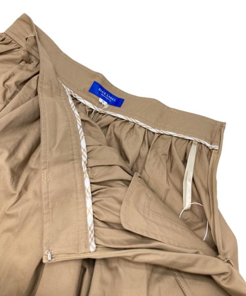 BLUE LABEL CRESTBRIDGE（ブルーレーベルクレストブリッジ）BLUE LABEL CRESTBRIDGE (ブルーレーベルクレストブリッジ) スカート ブラウン サイズ:38の古着・服飾アイテム
