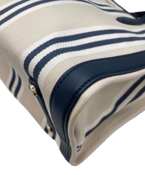 Kate Spade（ケイトスペード）Kate Spade (ケイトスペード) マーケット ミディアム トートバッグ ベージュ×ネイビーの古着・服飾アイテム