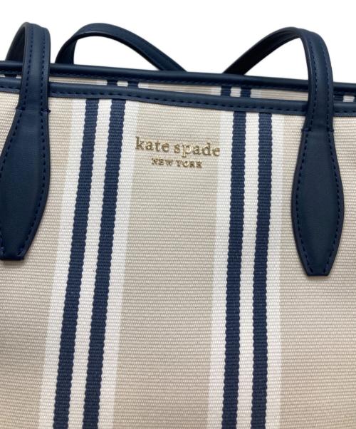 Kate Spade（ケイトスペード）Kate Spade (ケイトスペード) マーケット ミディアム トートバッグ ベージュ×ネイビーの古着・服飾アイテム
