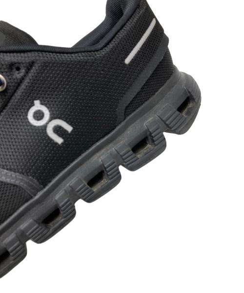 on（オン）on (オン) Clolud 6 ランニングスニーカー ブラック サイズ:27.5の古着・服飾アイテム