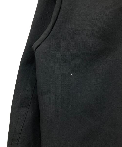 UNIversal FORM（ユニバーサルフォルム）UNIversal FORM (ユニバーサルフォルム) UTILITY 2WAY POCKET SHOP COAT ブラック サイズ:Mの古着・服飾アイテム