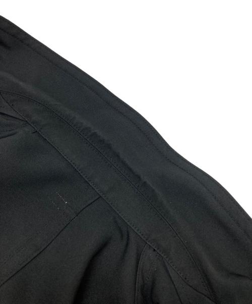 UNIversal FORM（ユニバーサルフォルム）UNIversal FORM (ユニバーサルフォルム) UTILITY 2WAY POCKET SHOP COAT ブラック サイズ:Mの古着・服飾アイテム