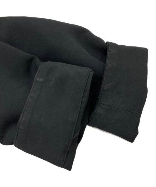 UNIversal FORM（ユニバーサルフォルム）UNIversal FORM (ユニバーサルフォルム) UTILITY 2WAY POCKET SHOP COAT ブラック サイズ:Mの古着・服飾アイテム