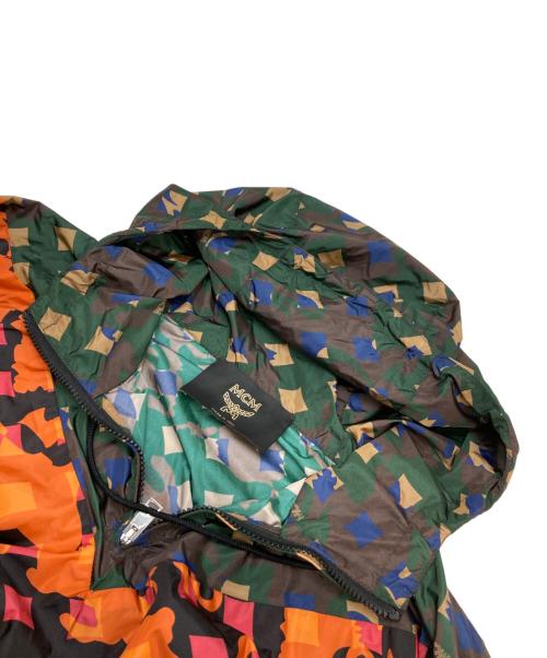 MCM（エムシーエム）MCM (エムシーエム) CAMO PONCHO COAT オリーブ サイズ:Mの古着・服飾アイテム