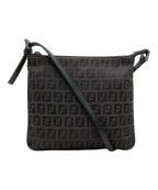 FENDIフェンディ）の古着「ロゴショルダーバッグ」｜ブラウン