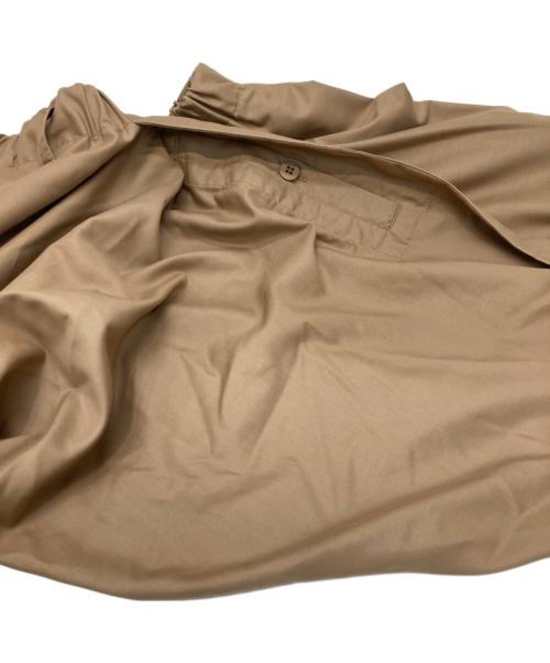 ISSEY MIYAKE MEN（イッセイミヤケメン）ISSEY MIYAKE MEN (イッセイミヤケメン) SWINGイージーパンツ ベージュ サイズ:2の古着・服飾アイテム