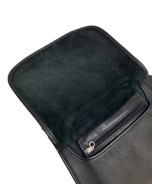 COACH（コーチ）COACH (コーチ) フラップレザーショルダーバッグ ブラックの古着・服飾アイテム