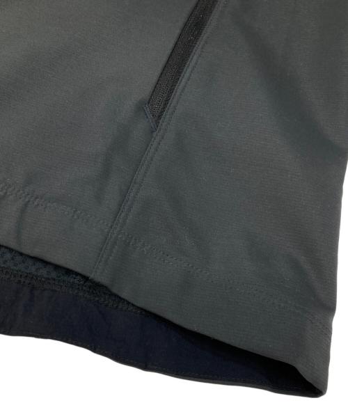 ARC'TERYX（アークテリクス）ARC'TERYX (アークテリクス) A2B Commuter’ Jacket チャコールグレー サイズ:Lの古着・服飾アイテム