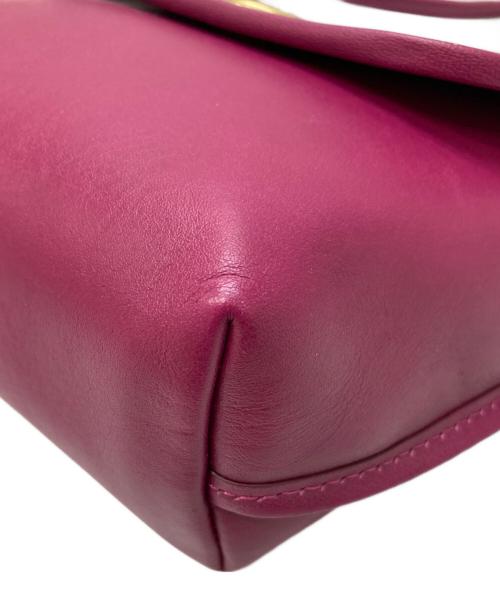 COACH（コーチ）COACH (コーチ) 逆台形型ターンロックレザーショルダーバッグ ピンクの古着・服飾アイテム