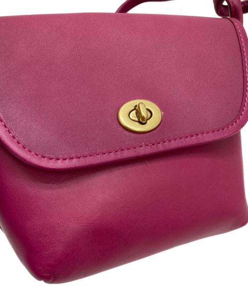COACH（コーチ）COACH (コーチ) 逆台形型ターンロックレザーショルダーバッグ ピンクの古着・服飾アイテム